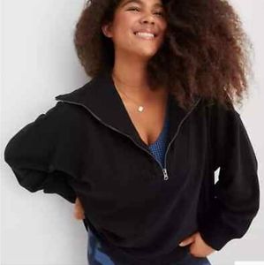 Aerie Down to Eaeth quarter zip sweatshirt  size small true black